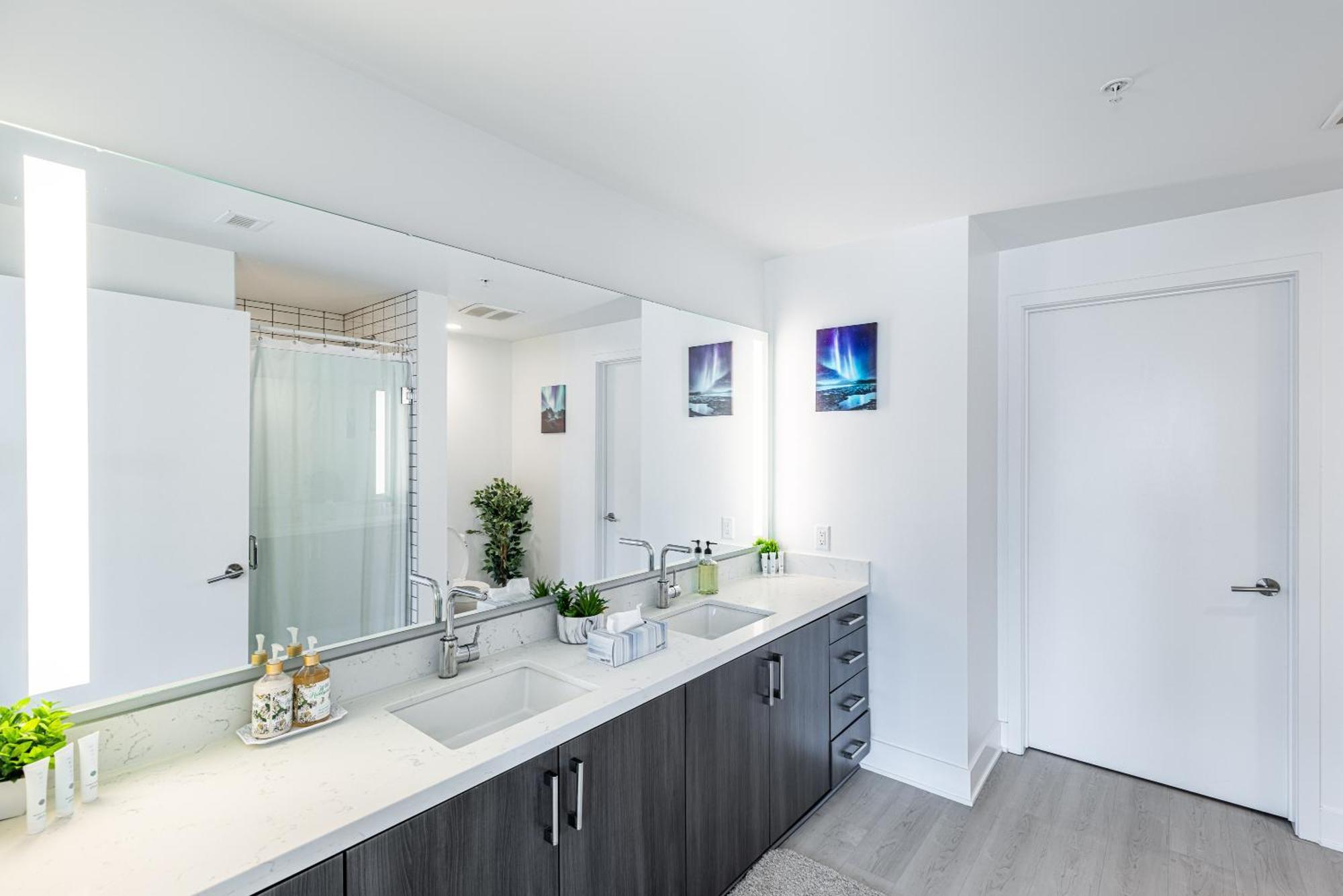 Top Floor 3 Bed 3 Bath Penthouse Living In Luxury Лос-Анджелес Экстерьер фото